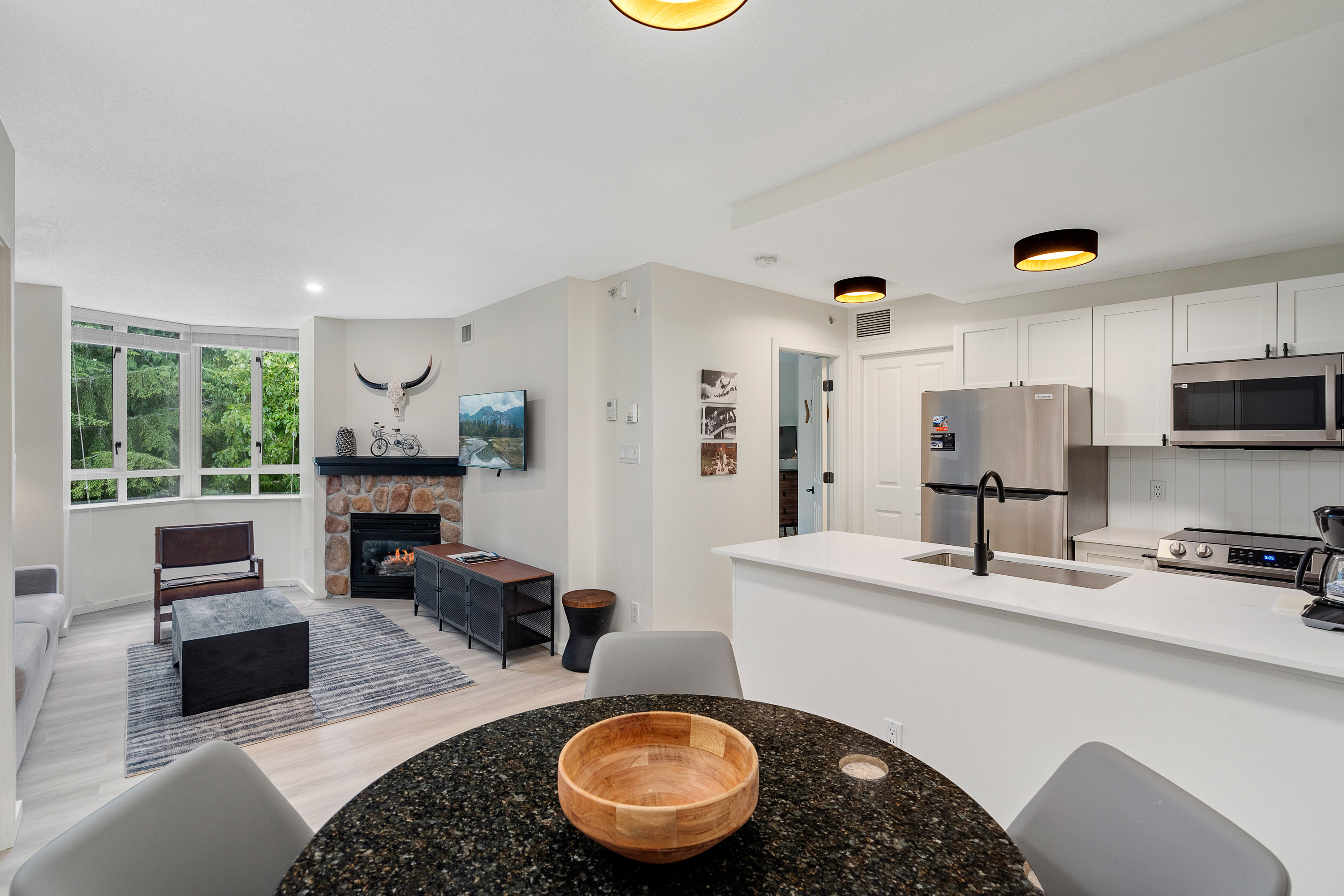 Mountain View - Top Floor